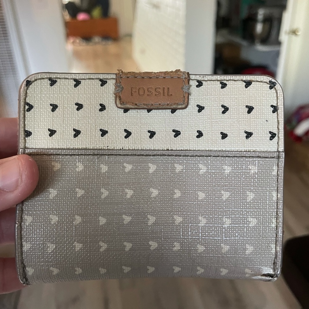 Fossil Bag And Matching Wallet - image 5